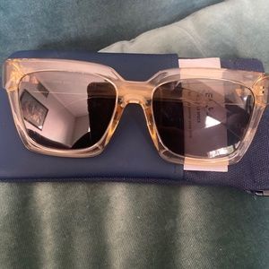 Like New- Le Specs Weekend Riot in Sand